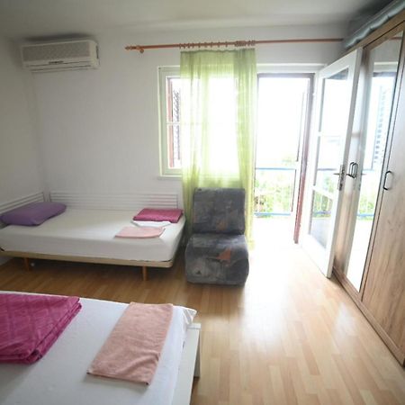 Apartments Feral 2 Baška Voda Zewnętrze zdjęcie