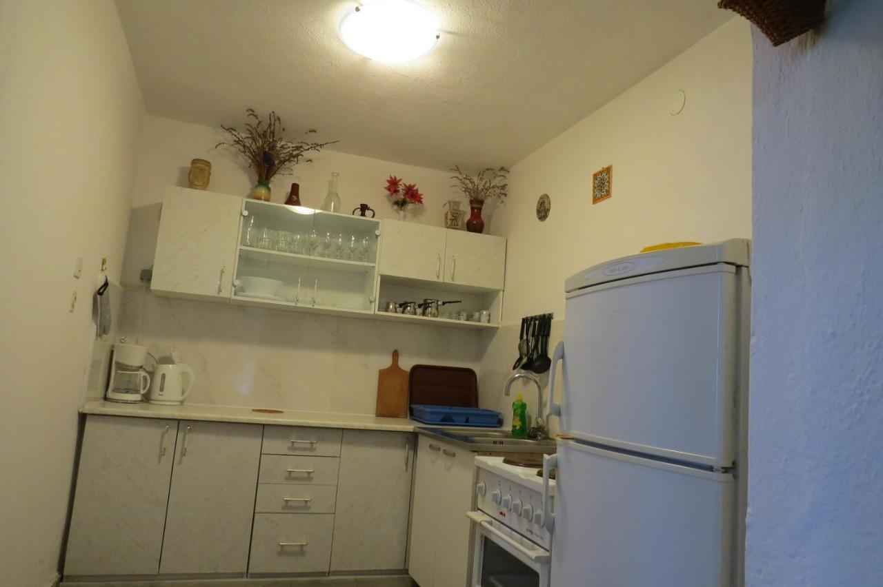 Apartments Feral 2 Baška Voda Zewnętrze zdjęcie