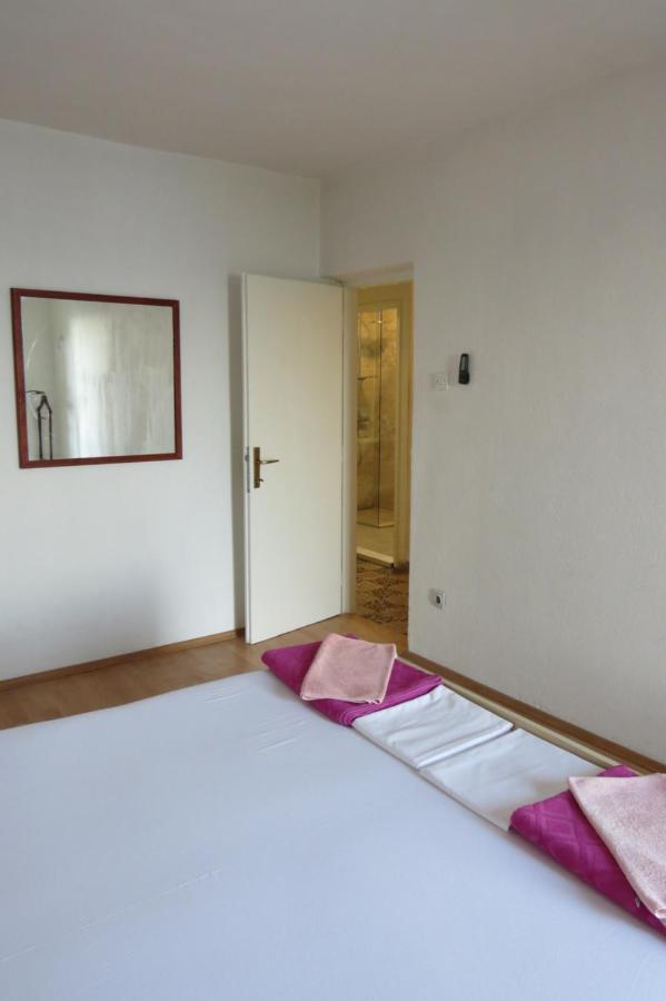 Apartments Feral 2 Baška Voda Zewnętrze zdjęcie