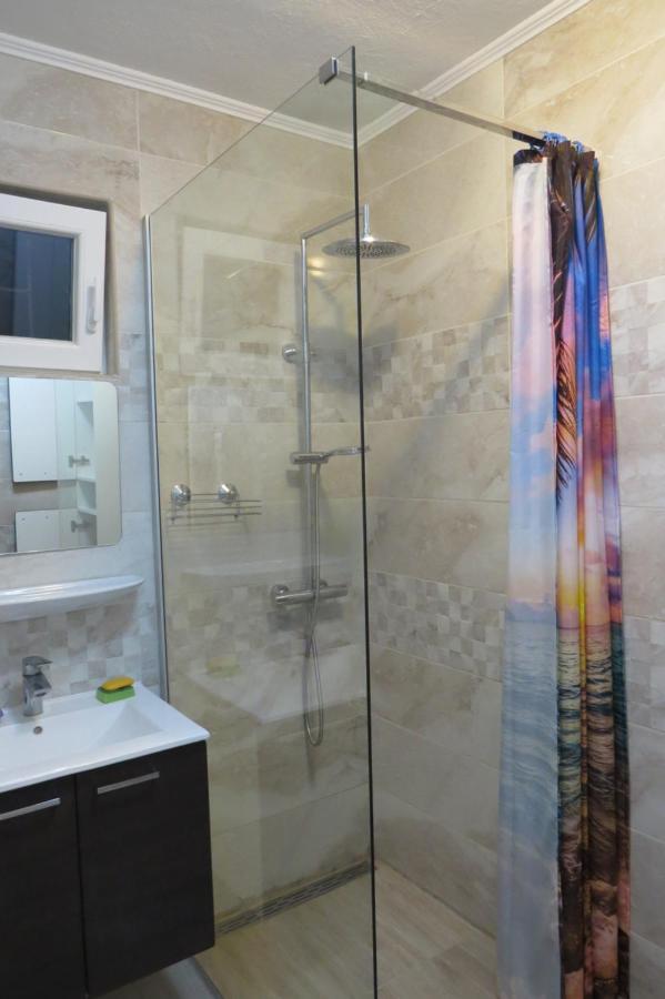 Apartments Feral 2 Baška Voda Zewnętrze zdjęcie