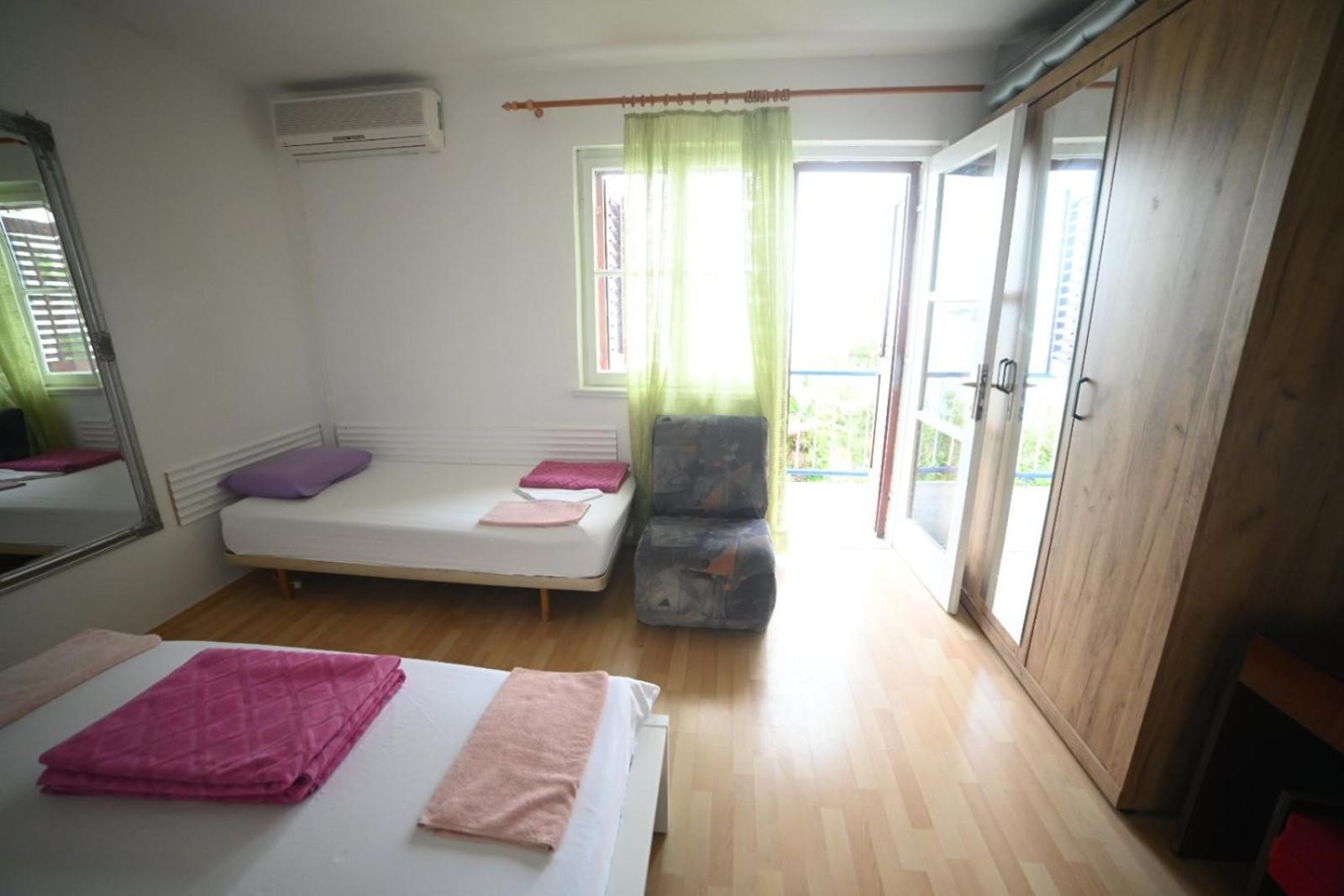 Apartments Feral 2 Baška Voda Zewnętrze zdjęcie